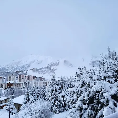Architect's With Stunning View - Close To Slopes And Shops Chalet