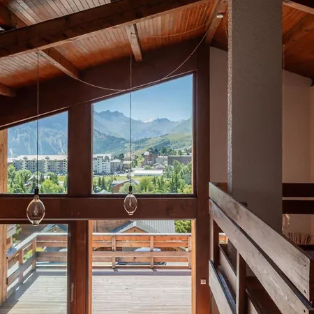 Chalet Architect's With Stunning View - Close To Slopes And Shops