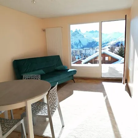 Architect's With Stunning View - Close To Slopes And Shops Chalet